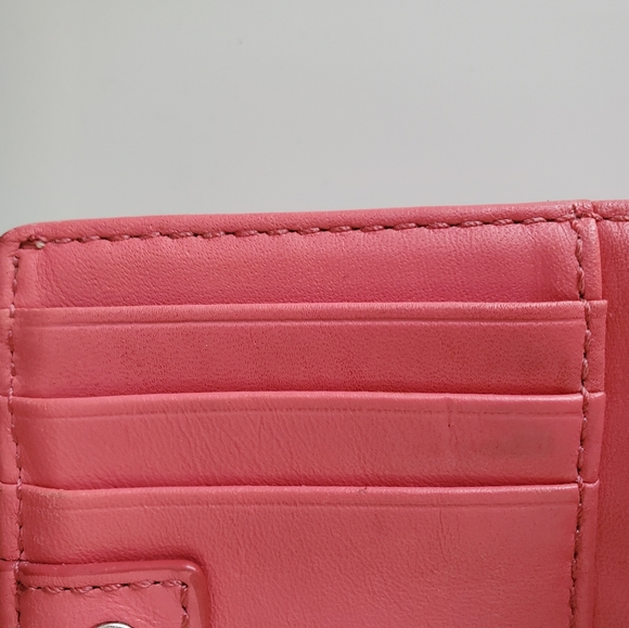 Coach wallet with coin compartment (pink print) - Picture 7 of 13